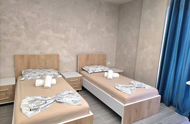 3 bedrooms Apartment with sea view-QERRET