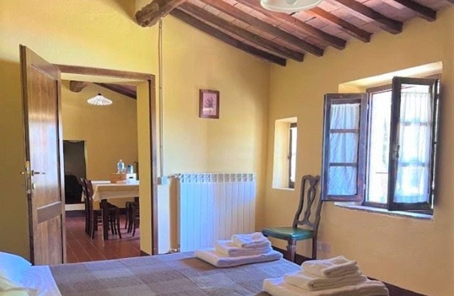 3 bedrooms + 2 bathrooms apt in the Tuscan countryside in Colle di Val d'Elsa