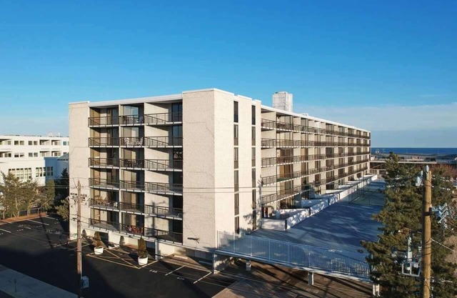 3 BR, 2-1/2 BA Condo on Boardwalk/Ocean side of Ocean Colony. Many upgrades AND SPACIOUS, with lots of natural light, and two large decks. Easy access to Pool and Sundeck, requiring no elevator ride!