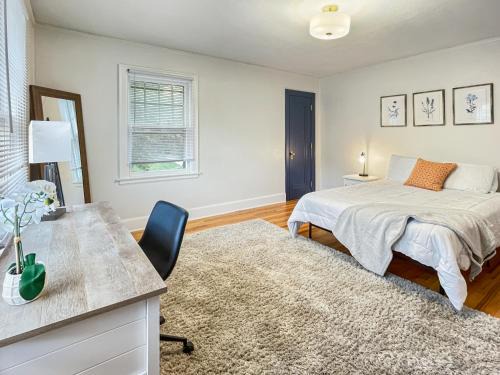 3 Br For 9 Guests -large Beautiful 3 Story Duplex