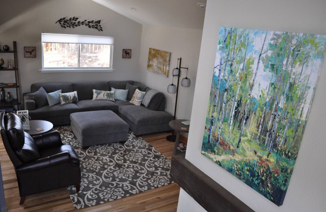 3 BR House for Families & Professionals - Walk to Trails, Breweries, Restaurants