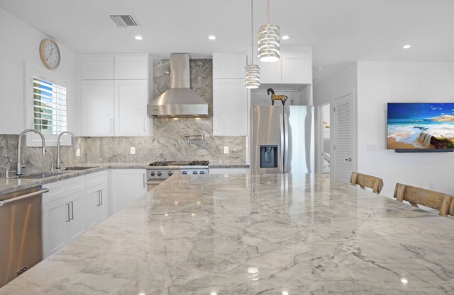 3-br Luxury home in Key Largo Water Front