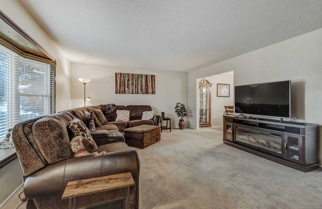 3 BR Minutes Away from Garden of the Gods