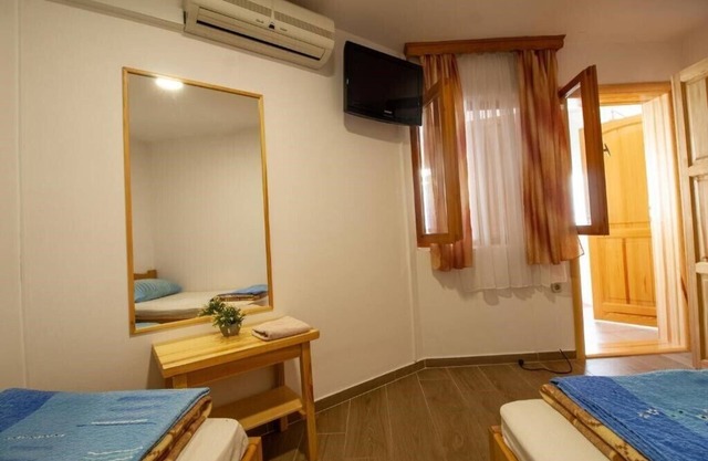 3 Double room with Private Parking