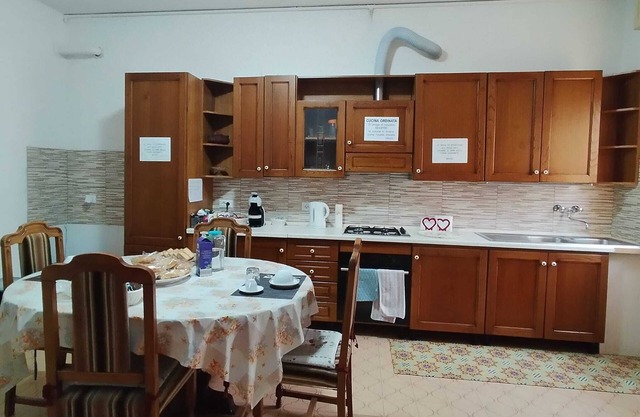 3 km from Maria Cecilia Hospital, La Casetta Di Cotignola BnB