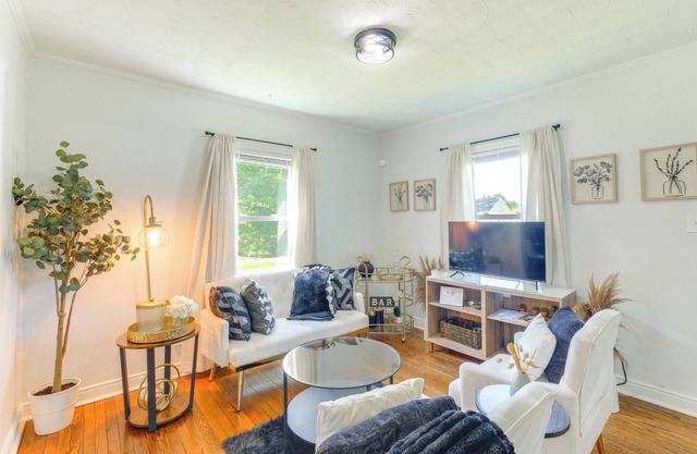 3 Mi to Downtown: Getaway in Richmond