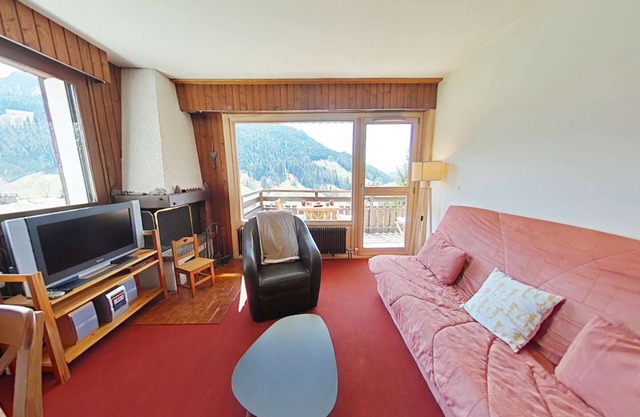 3-room apt for 6 with fireplace and shuttle near Le Grand-Bornand