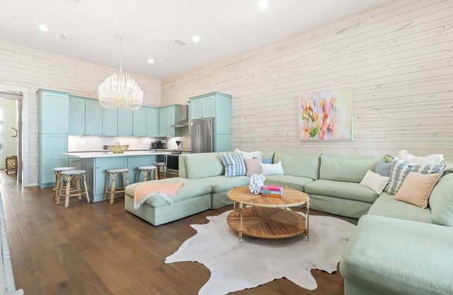 3-Story Townhome w/Chic Coastal Interiors & Great Amenities@Cinnamon Shore