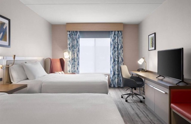 3 Units Stay | Queen beds | Available Common Areas