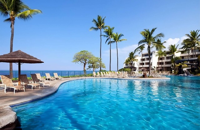 3 x Ocean View 2 Double Beds at Outrigger Kona Resort and Spa