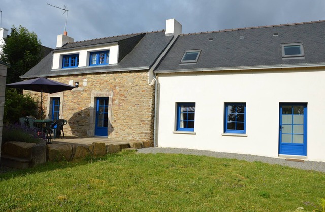 300m from Belon, home comfort, wifi, bikes, short stays accepted