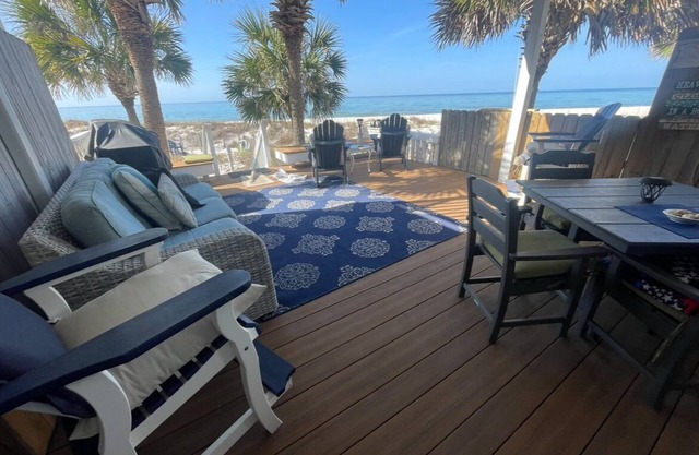 30A Sparkling Clean 🦋Salt therapy!Stay on BeachWest , pier park ocean front