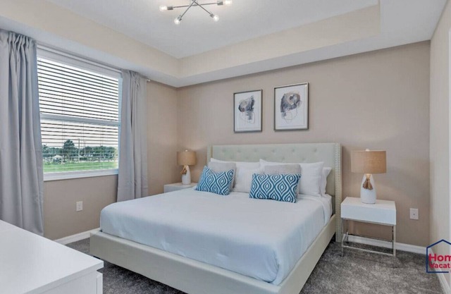 3151-204 · Serene Condo & Lake View - 10 Minutes from Disney