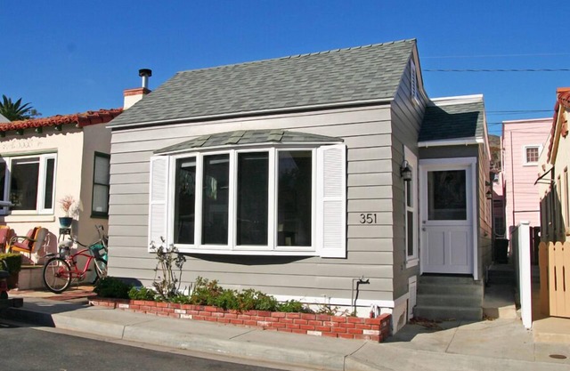 351D: Beautiful Restored Home, 2.5 Blocks from Downtown