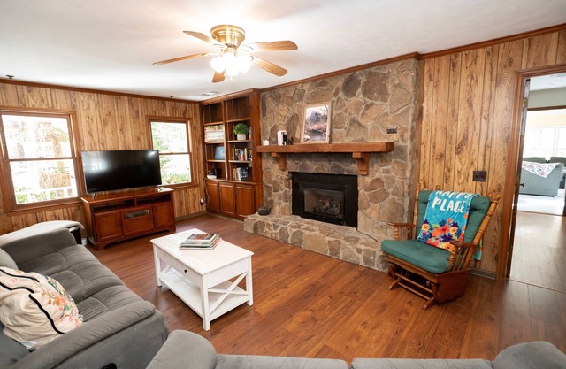 371 Mountain Hill Rd, Fortson