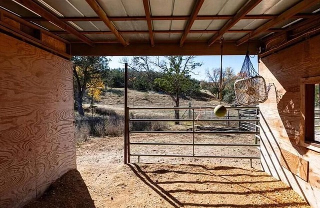 3800 square foot house on 40 acres. Very private