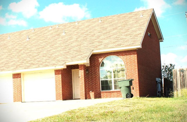 3807-B Littleleaf Ct