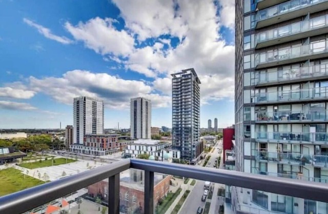 3bdrm w/parking amazing view
