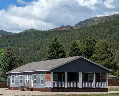 3bed2bath With Creek And Open Spaces