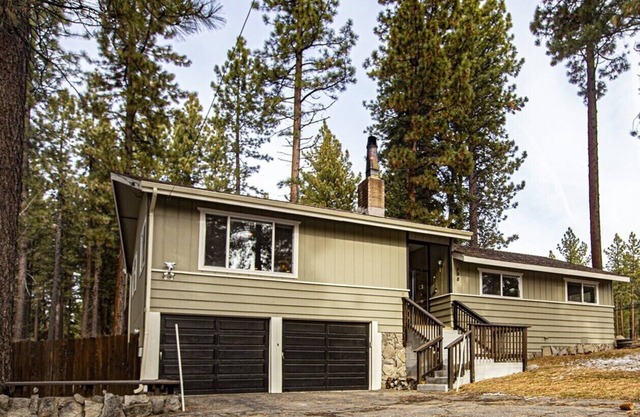 3BR/2BA Skyland Home - 4200 for 30 days - Pets welcome