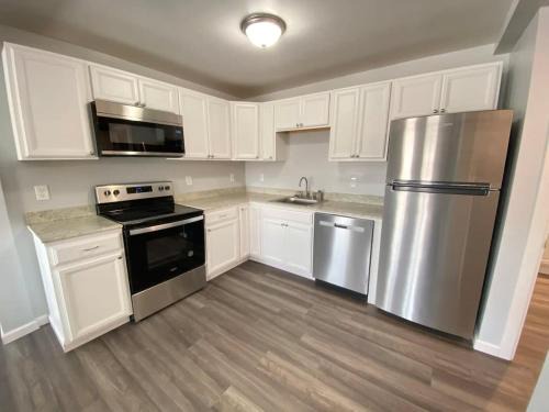 3rd Base Apt 2 All Star Baseball Rentals