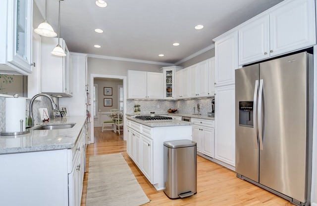 4/5 bedroom Masters rental. 1