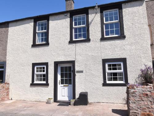 4 Bed in Gosforth 85807