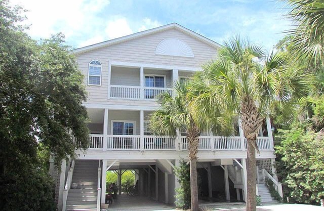 4 Bedroom/4 Bath Duplex with Spectacular Marsh Views