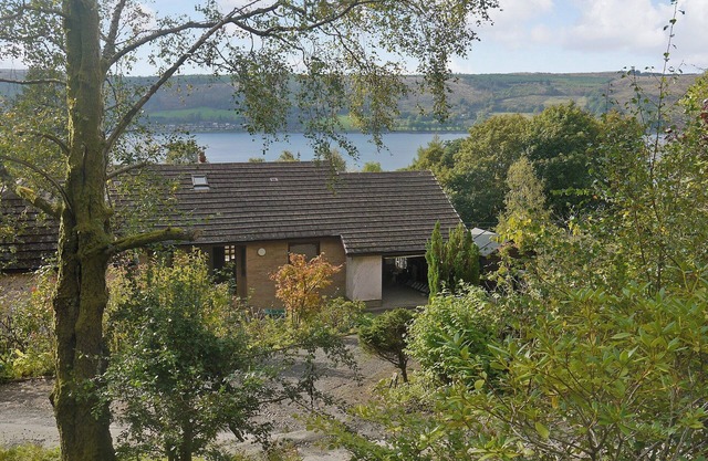 4 bedroom accommodation in Shandon, near Helensburgh