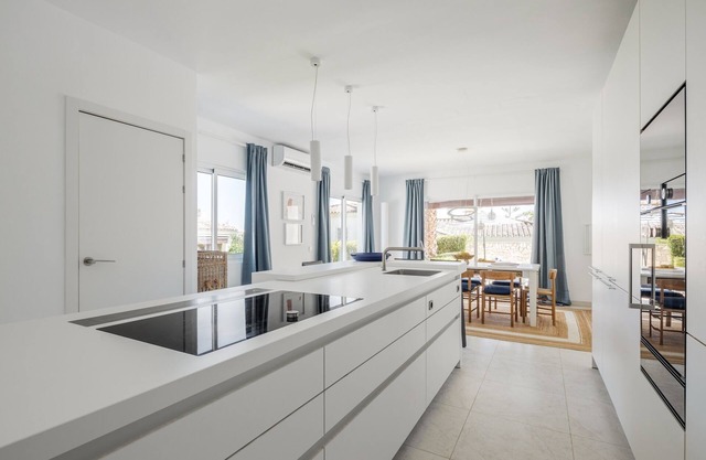4 bedroom accommodation in Marbella