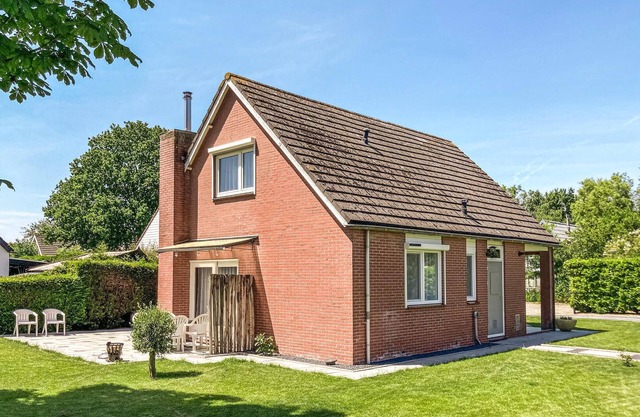 4 bedroom gorgeous home in Bruinisse