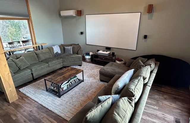 4 Bedroom House+Tennis Court+Sauna+Golf Net+Olympic National Park+Dog Welcome