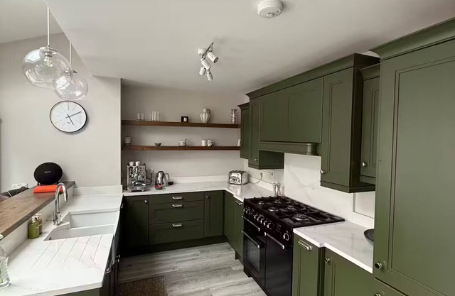 4 bedroom in Dublin 4