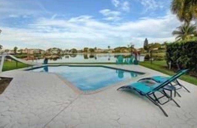 4 Bedroom Single family 437918 by Houzlet