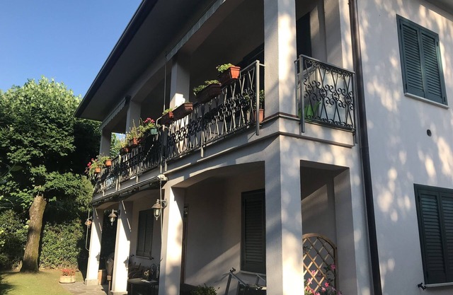 4 Bikers Apartment, Varese City, 5 ’Uni & Hospital