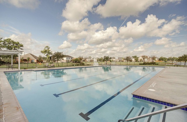 4 Mi to Six Flags: Spring Vacation Home