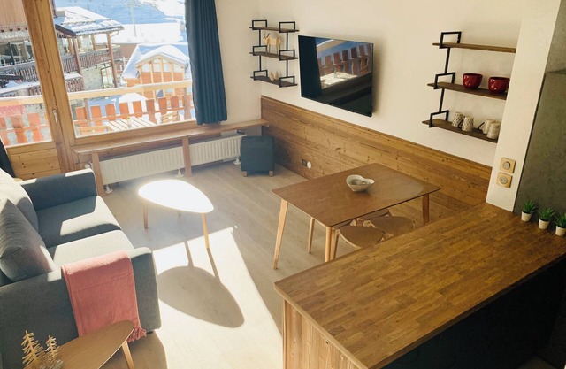4-person 1-bedroom apartment in the center of the lake