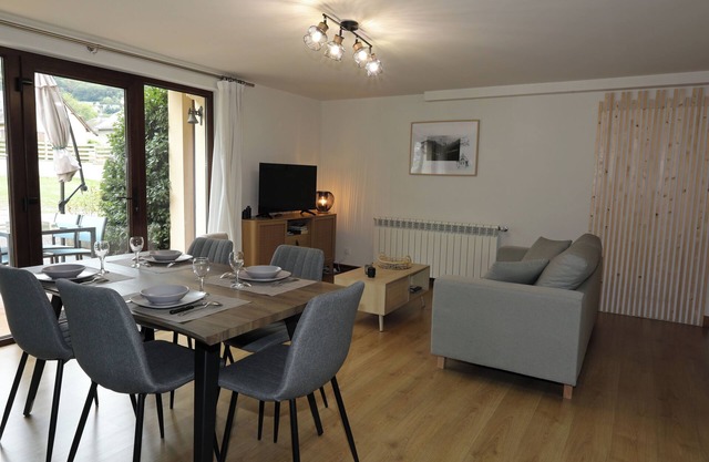 4-person apartment