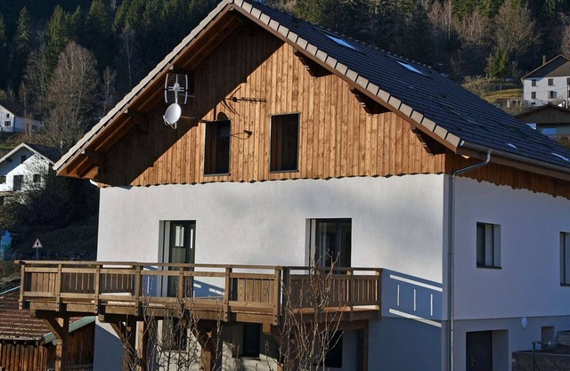 4-star cottage with sauna and terraces for 14 guests