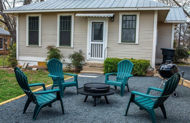 403 Cora | Great Location | Fire Pit