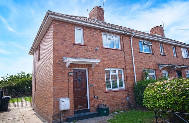 45 Crediton Crescent