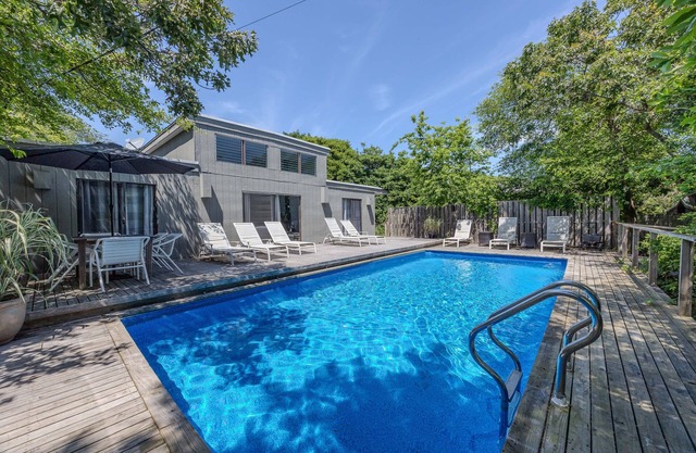4Bd 2Ba w/AC & Heated Pool Fire Island Pines Oasis