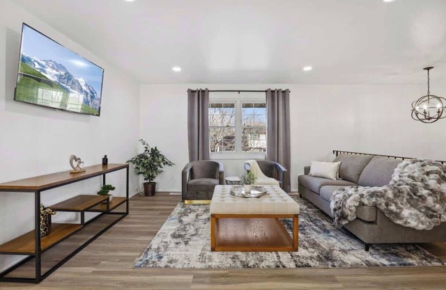 4BR Family Home w/Great Light | LCP Collection