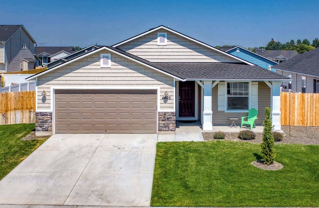 4BR w/Garage Parking | Fast WiFi & Playroom