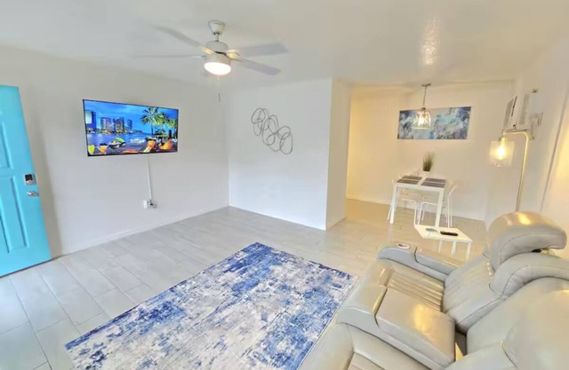 4k TV's, Soft Mattress, Remodeled, Moffitt, USF