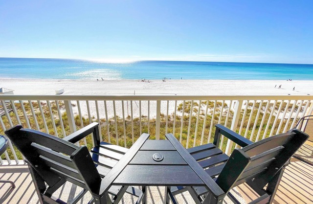5-15% off weekly. Majestic Resort Low Fl. Best Location in Panama City Beach