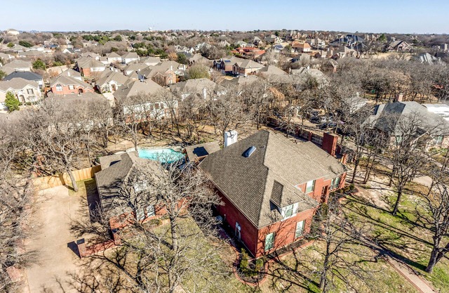 5 Bdrm, 4 Bath, Hot Tub, Huge Gameroom, Pergola, 14 FT Shuffleboard, Ping Pong