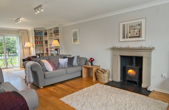 5 bedroom accommodation in Seahouses