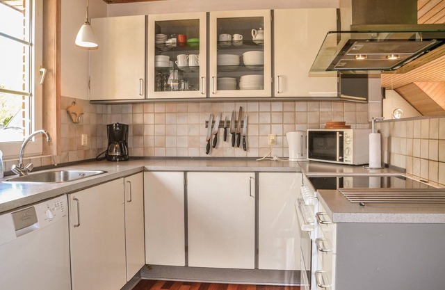 5 bedroom accommodation in Oksbøl