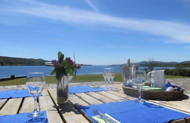 5 bedrooms & 3 bathrooms - stunning south facing views "Wild Atlantic Way"